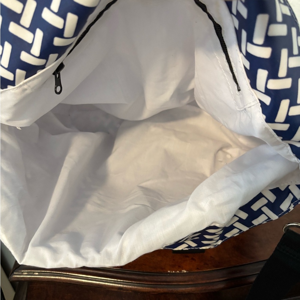 Scout Navy and White Patterned Medium Tote with Detachable Black Strap - Picture 10 of 12
